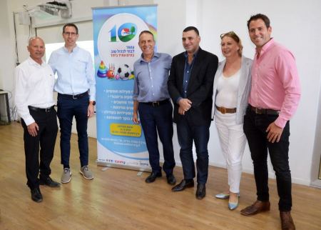 تنوفا تحتفل مع شبكة المراكز الجماهيرية بعقد لمبادرة " نكبر في البيت الطيب"